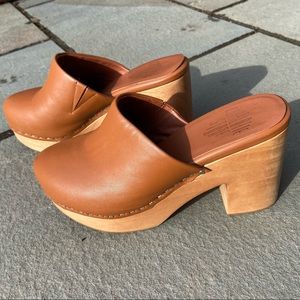 Charlotte Stone Marlo Clogs